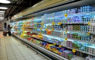 وزارة التجارة تعلن تجميد الزيادات في أسعار بعض المنتجات في تونس