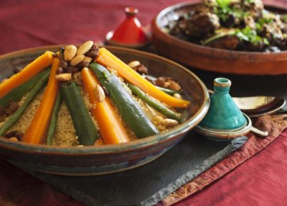 الأكلات المطبوخة تحتل المرتبة الأولى في المواد التي يزداد تبذيرها في رمضان