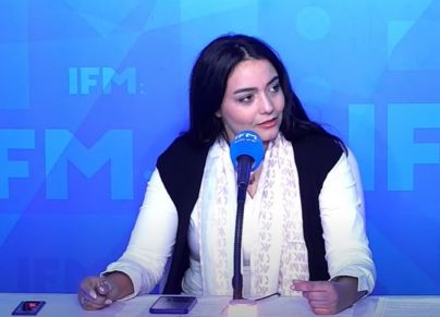 الصحفية خلود مبروك