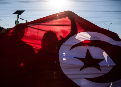 العفو الدولية علم تونس جمعيات منظمات احتجاجات