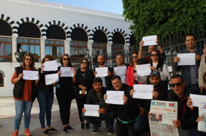  اعتصام مفتوح للصحفيين التونسيين أمام قصر الحكومة