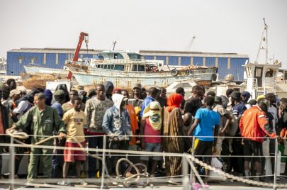هيومن رايتس ووتش تونس تعترض مهاجرين في البحر وتطردهم