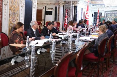 البرلمان التونسي مشروع قانون تجريم التطبيع