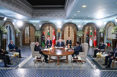 الاجتماع التشاوري الأول تونس الجزائر ليبيا قيس سعيّد عبد المجيد تبون ومحمد المنفي