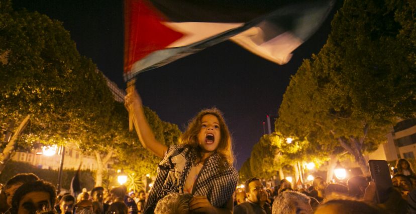 مظاهرة في تونس دعما للقضية الفلسطينية.jpg