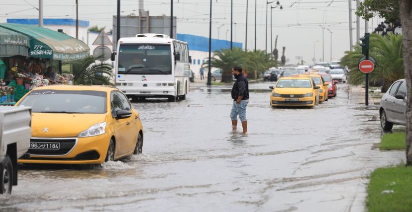 أمطار غزيرة وتقلبات جوية في تونس تحذيرات لمستعملي الطريق