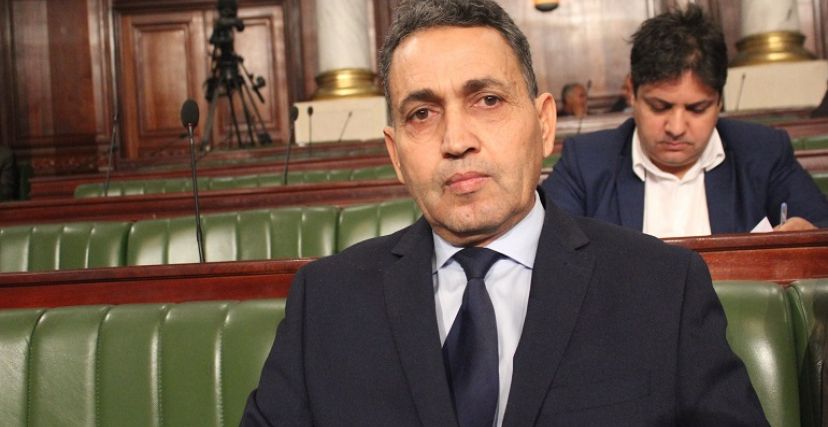 سالم الأبيض يدعو إلى رحيل البرلمان التونسي