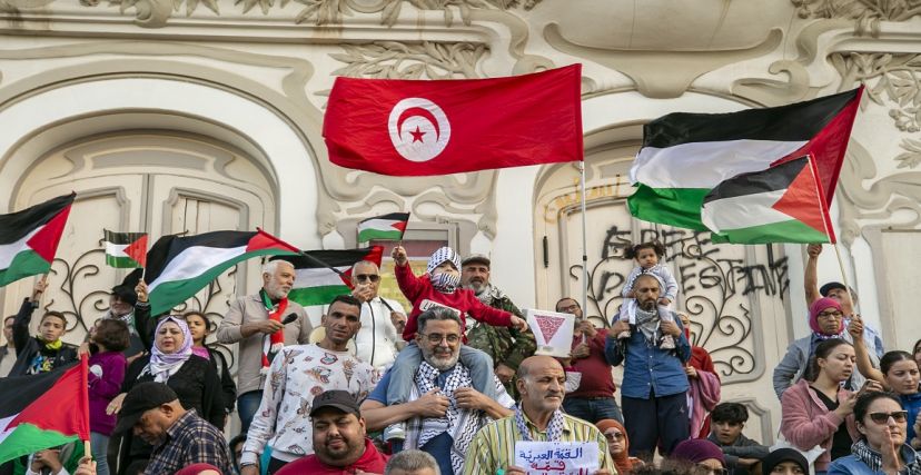 تونسيون يشاركون في قافلة إسناد ضمير العالم